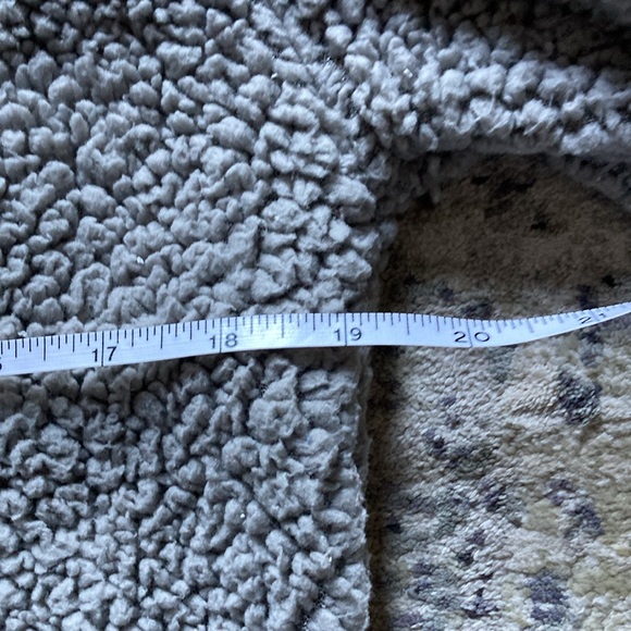 Wallflower • Quarter Zip Fleece • Light Gray • Small - Picture 10 of 12